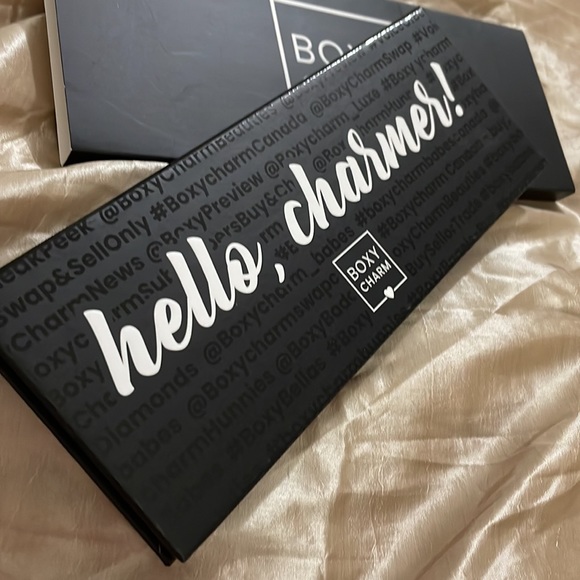Boxy Charm eyeshadow palette~Hello Charmer - Picture 8 of 8